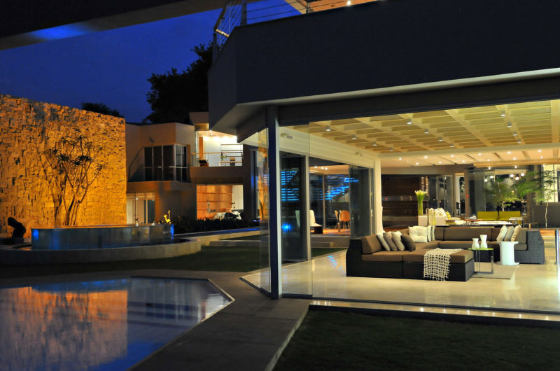 Out-of-a-dream Glass House by Nico Van Der Meulen Architects out of a dream glass house by nico van der meulen architects 2a090b2