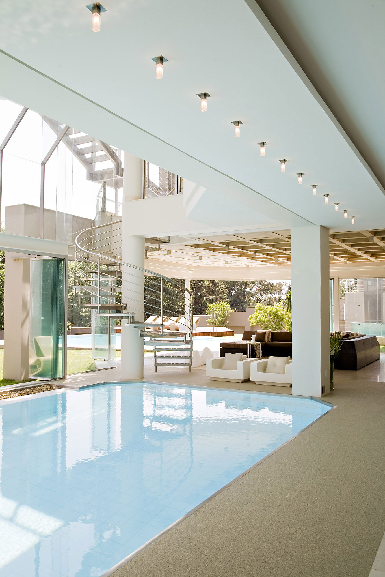 Out-of-a-dream Glass House by Nico Van Der Meulen Architects out of a dream glass house by nico van der meulen architects 44cfbdb