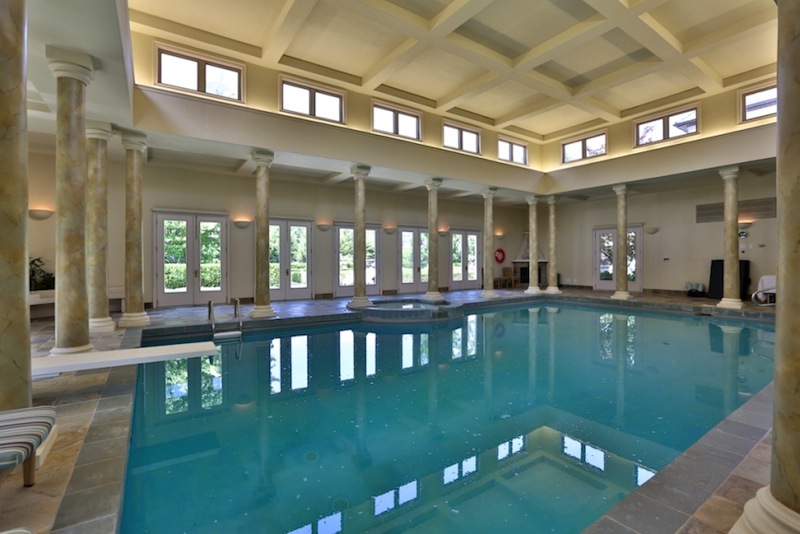 overwhelming manicured estate in toronto 4fcb5ef