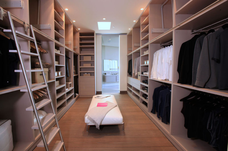 Panoramic Blue Jay Way Residence by McClean Design panoramic blue jay way residence by mcclean design 624955d