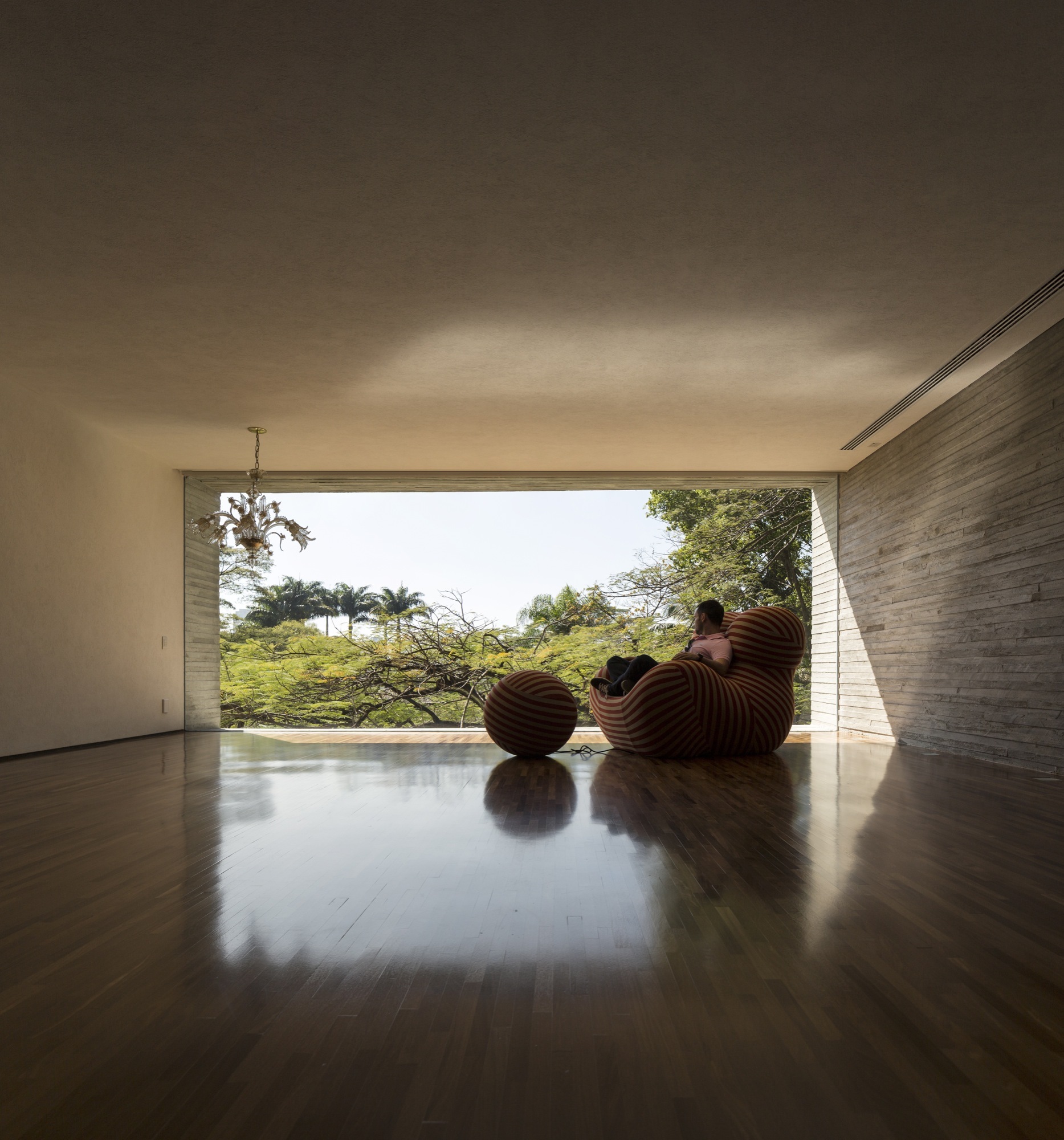 Phenomenal Ipes House In São Paulo, Brazil phenomenal ipes house in so paulo brazil 989e236