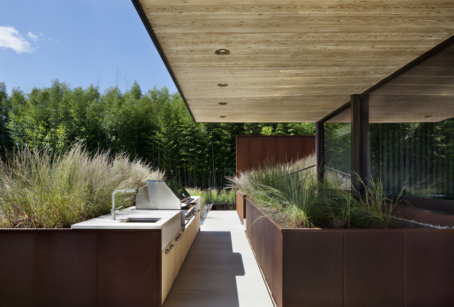 Pierson's Way In East Hampton, New York, USA piersons way in east hampton new york usa f46a874
