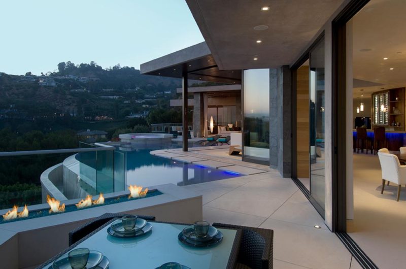 Plush Residence in California with Interiors by Lori Dennis plush residence in california with interiors by lori dennis 1fd221b