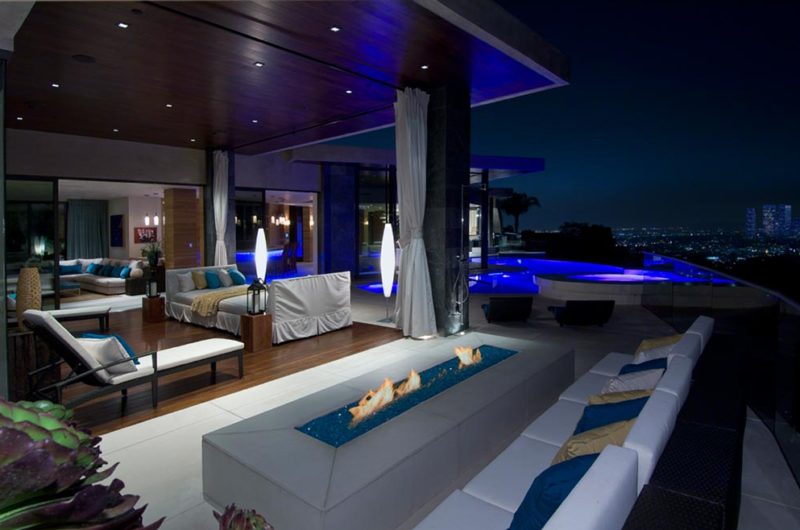 Plush Residence in California with Interiors by Lori Dennis plush residence in california with interiors by lori dennis 33a47e5