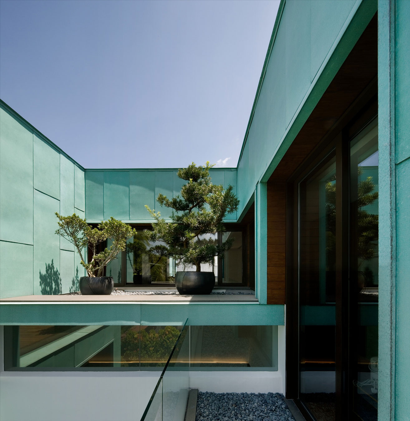Precious Green House by K2LD Architects precious green house by k2ld architects cac0201