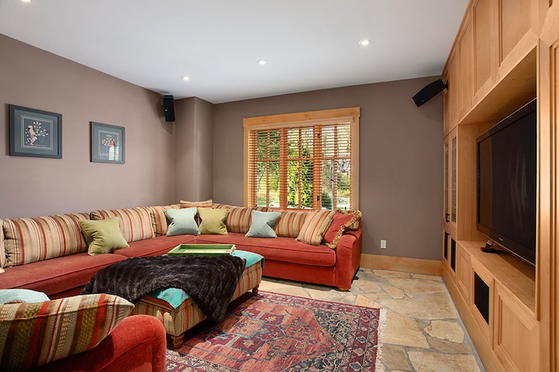 Priceless 48-acre Pemberton Estate priceless 48 acre pemberton estate 3848109