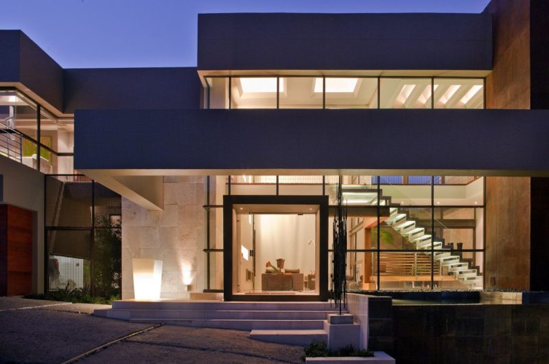 Private Eccleston Drive Residence in Johannesburg private eccleston drive residence in johannesburg a47773e