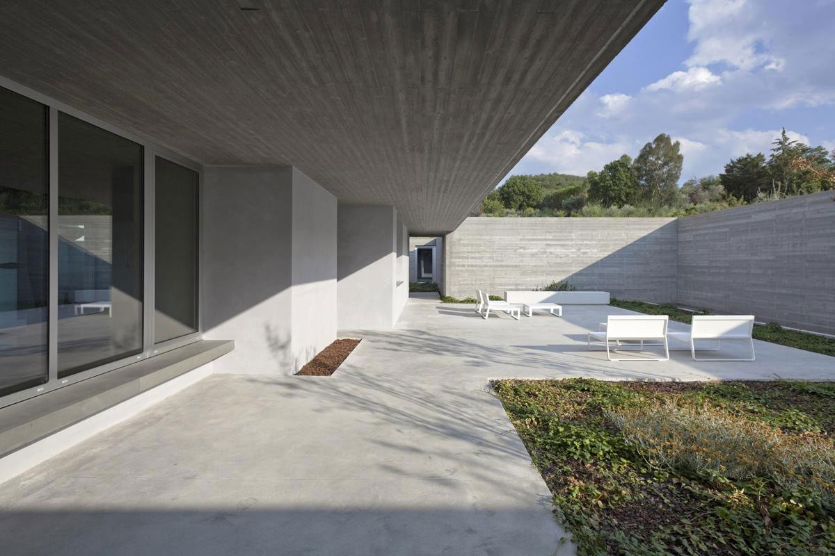 Private House In Italy By Osa Architettura E Paesaggio private house in italy by osa architettura e paesaggio 2f0a94e