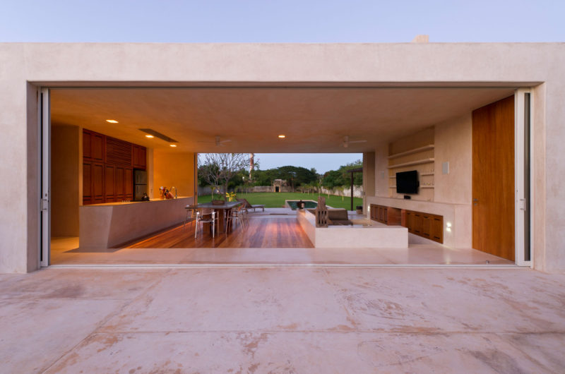 Spacious Hacienda Sac Chic by Reyes Ríos + Larraín Arquitectos spacious hacienda sac chic by reyes ros larran arquitectos 50099e9