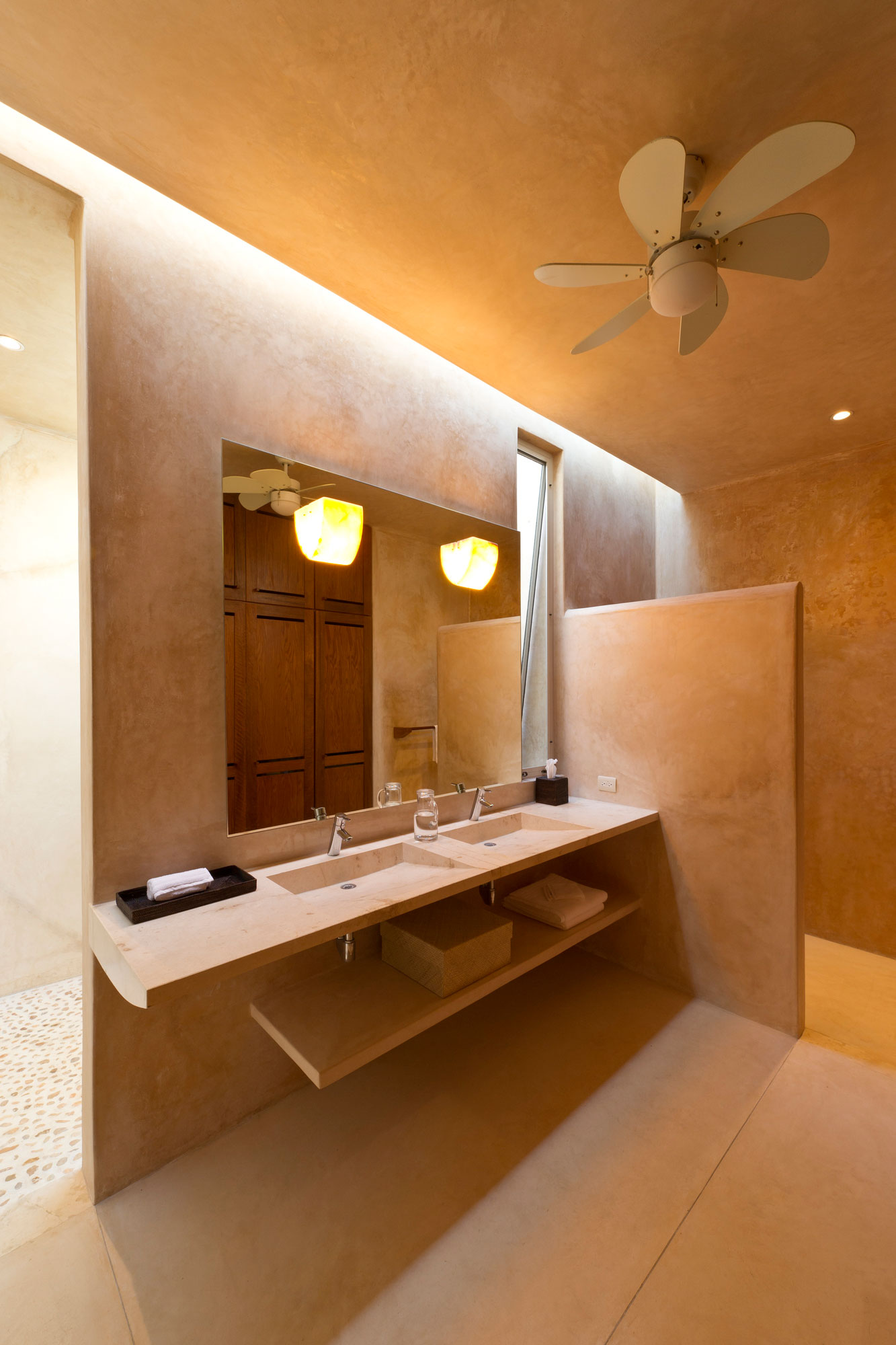 Spacious Hacienda Sac Chic by Reyes Ríos + Larraín Arquitectos spacious hacienda sac chic by reyes ros larran arquitectos 6a0ee62