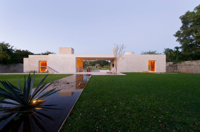 Spacious Hacienda Sac Chic by Reyes Ríos + Larraín Arquitectos spacious hacienda sac chic by reyes ros larran arquitectos ad48960