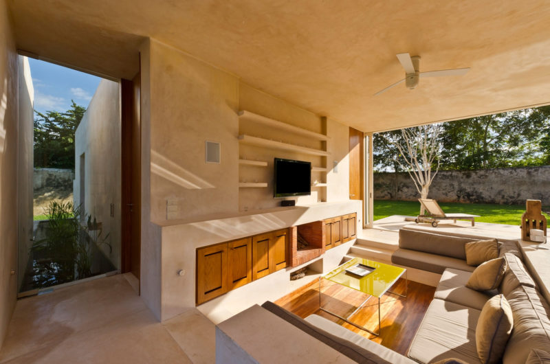 Spacious Hacienda Sac Chic by Reyes Ríos + Larraín Arquitectos spacious hacienda sac chic by reyes ros larran arquitectos cde4048
