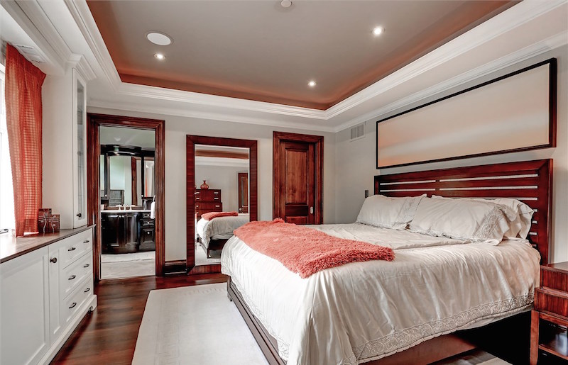 Stunning Lakefront Home In Mississauga, Ontario, Canada stunning lakefront home in mississauga ontario canada c62e81d