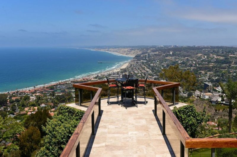 The Aristocratic Hilltop Estate in California the aristocratic hilltop estate in california 7c91a6e