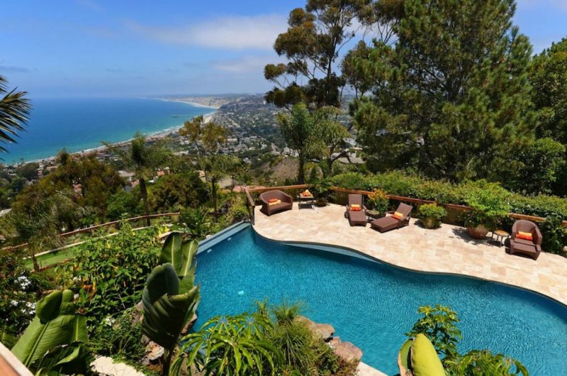The Aristocratic Hilltop Estate in California the aristocratic hilltop estate in california cbfa6b9