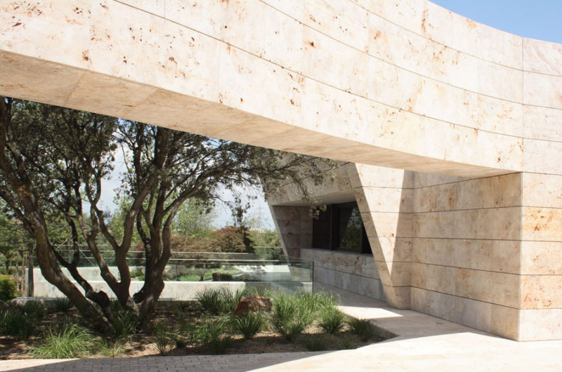 The Must-Have House in Pozuelo de Alarcón by A-cero Architects the must have house in pozuelo de alarcn by a cero architects 3f784df