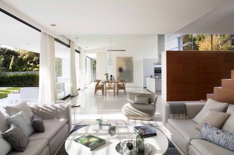 Two-Story Casa Bauzà by Miquel Lacomba two story casa bauz by miquel lacomba 817e3bf