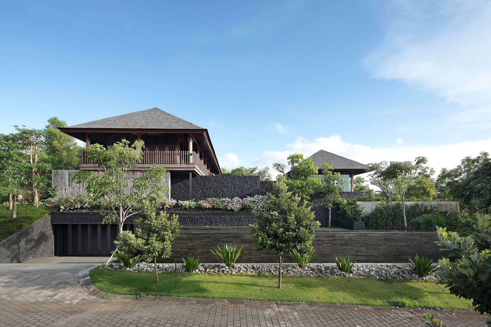 villa pecatu in indonesia by wahana cipta selaras ae74e5c