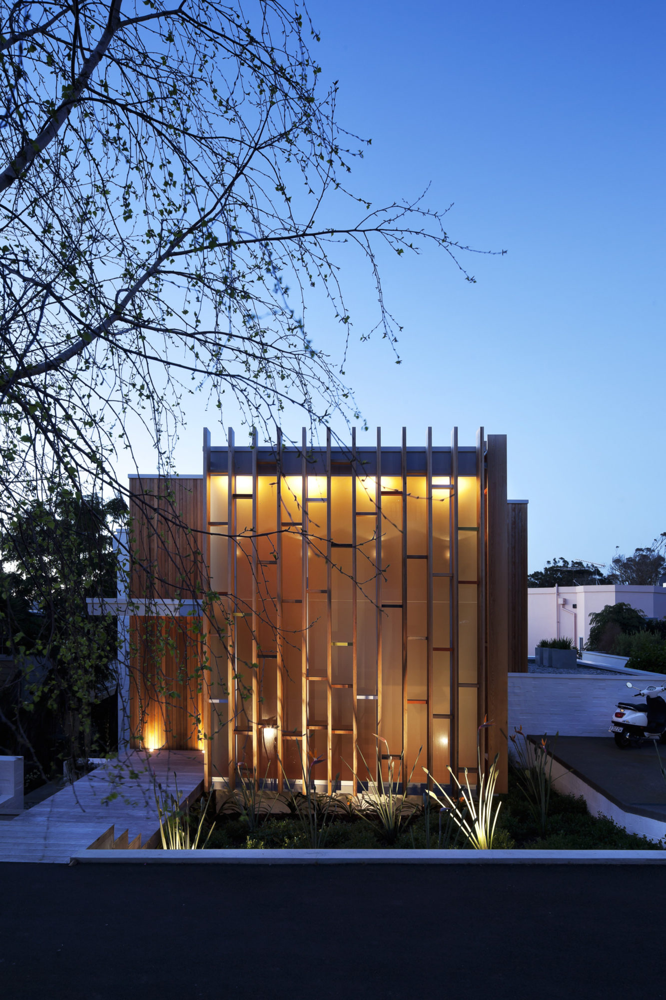 Vintage Brown Vujcich House by Bossley Architect’s vintage brown vujcich house by bossley architects 2232f8e