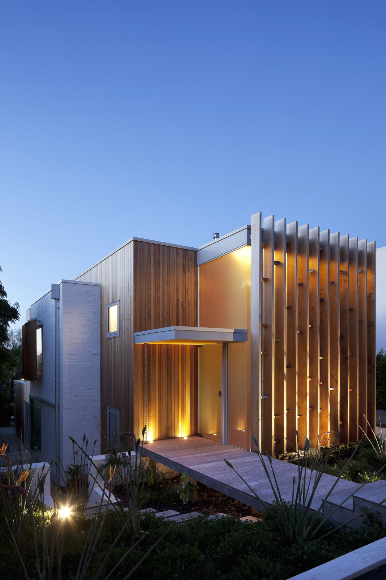 Vintage Brown Vujcich House by Bossley Architect’s vintage brown vujcich house by bossley architects 661c6b6