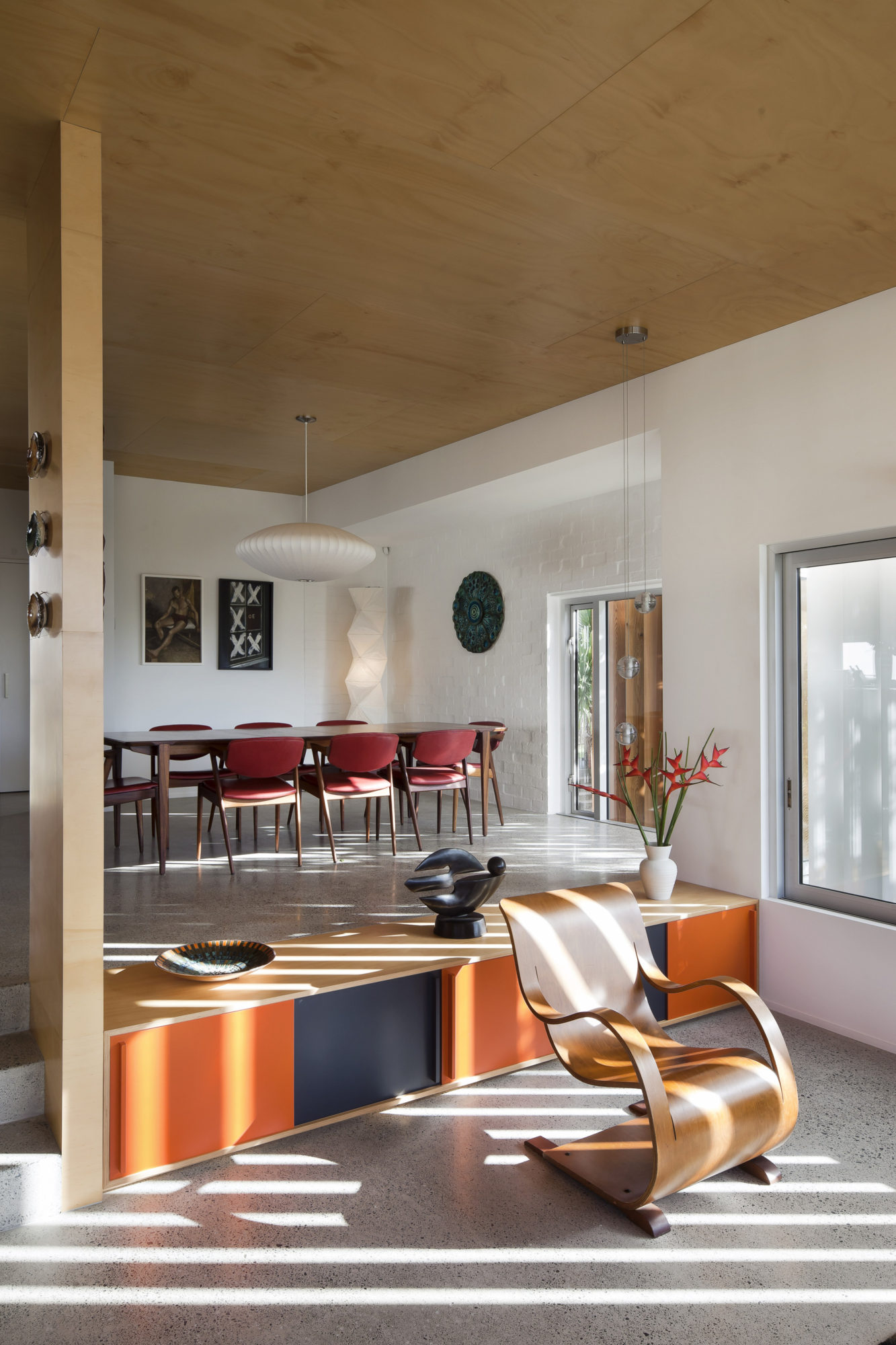 Vintage Brown Vujcich House by Bossley Architect’s vintage brown vujcich house by bossley architects 92402b0