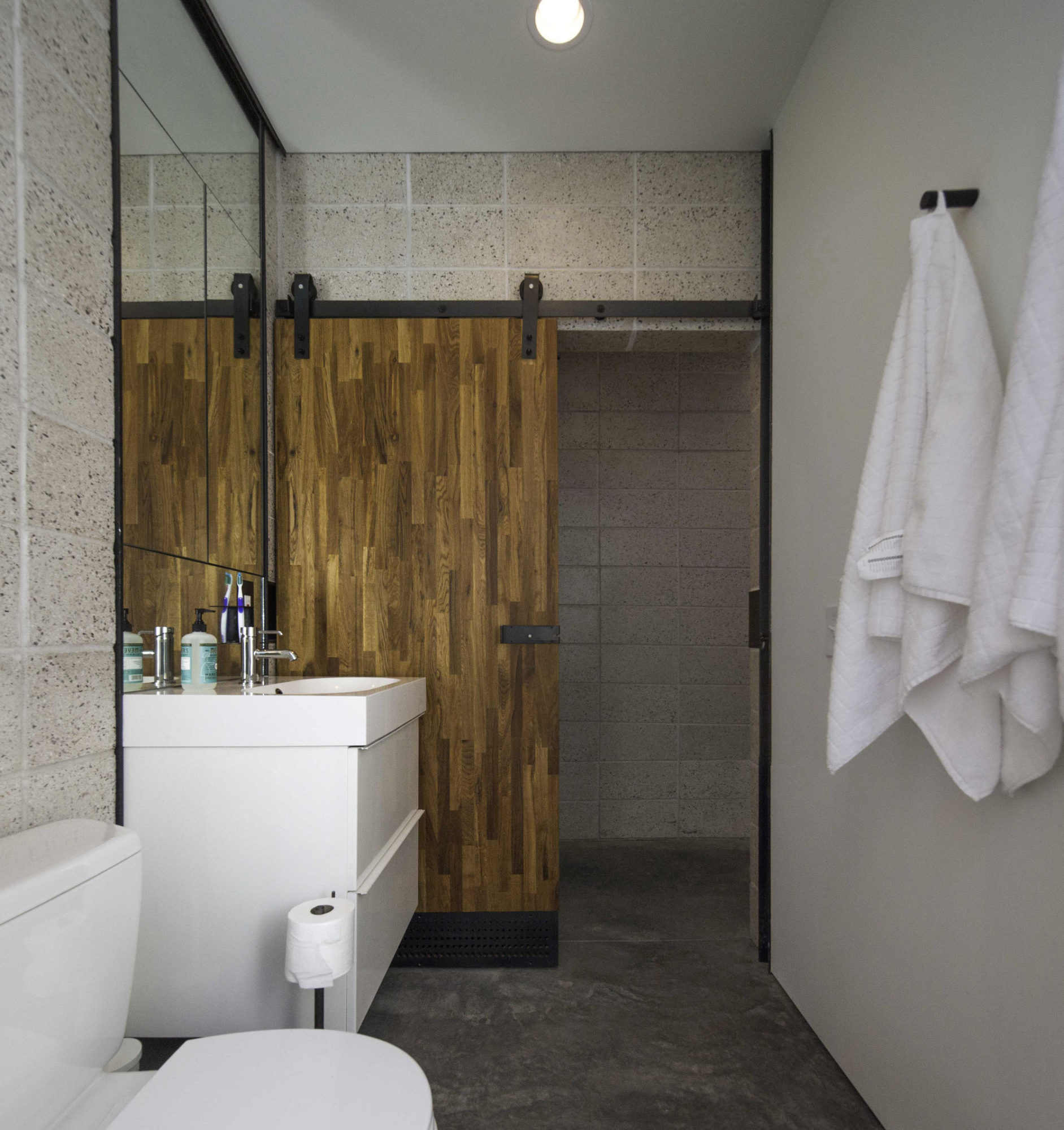White Stone Studios In Phoenix, Arizona, USA white stone studios in phoenix arizona usa b1fd952