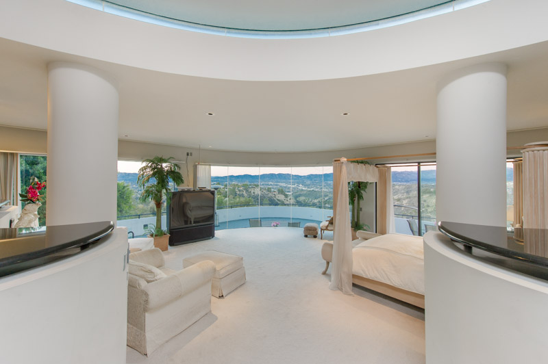 Amazing Entertainer's Estate in California, USA amazing entertainers estate in california usa 6e78c59