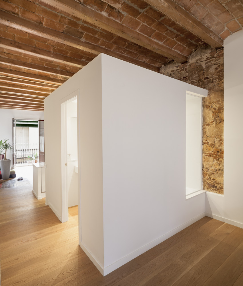 Apartment Renovation By Sergi Pons In Barcelona, Spain apartment renovation by sergi pons in barcelona spain 5488afc