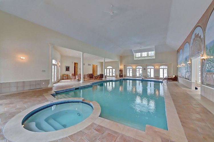 Baronial Estate In Ontario, Canada baronial estate in ontario canada 1f3e4ac