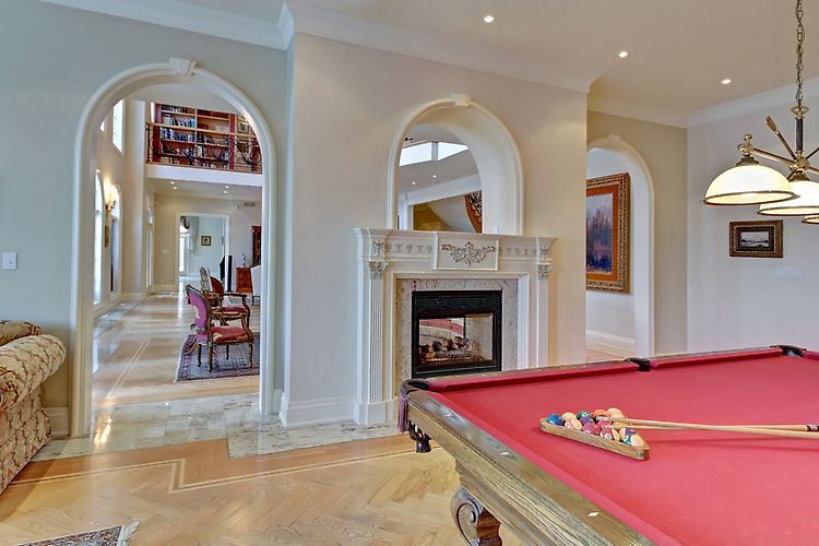 Baronial Estate In Ontario, Canada baronial estate in ontario canada 851ee2f