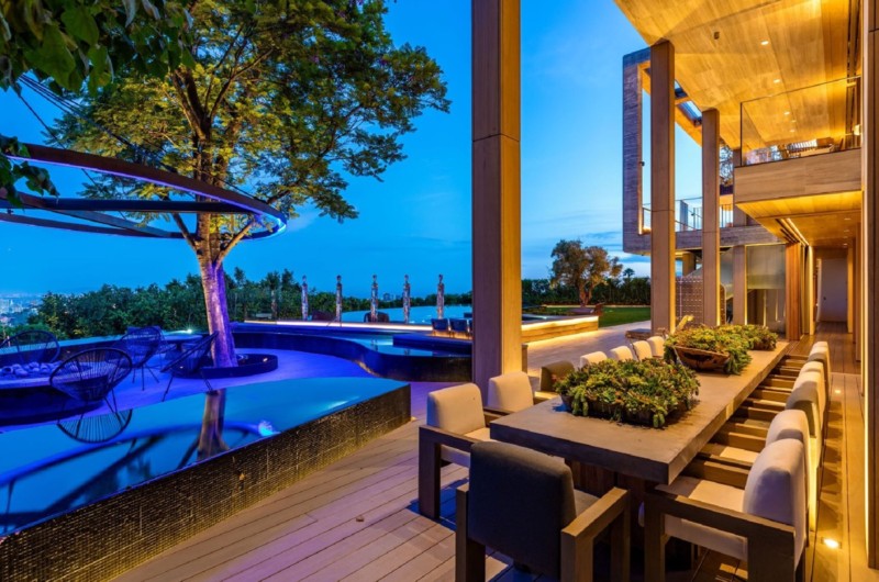 Bel-Air Mega Mansion, 25,000 Square Ft bel air mega mansion 25000 square ft 7123586