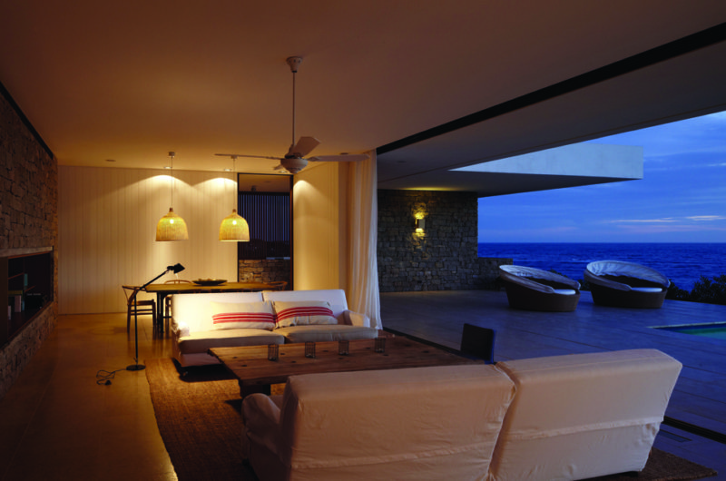 Buenos Mares Vacation House by RDR Arquitectos buenos mares vacation house by rdr arquitectos 706024c