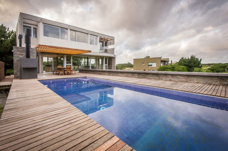 Contemporary KVS House In Buenos Aires, Argentina contemporary kvs house in buenos aires argentina 3ccbc4c