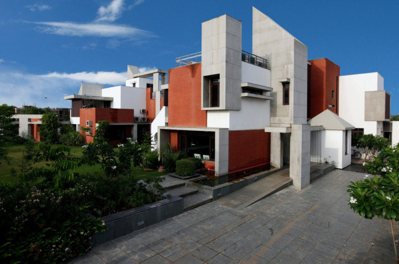 Conventionally Dual House by VPA Architects conventionally dual house by vpa architects 2e19c3c