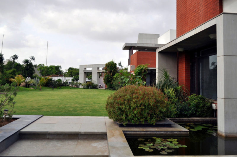 Conventionally Dual House by VPA Architects conventionally dual house by vpa architects 36b50ff