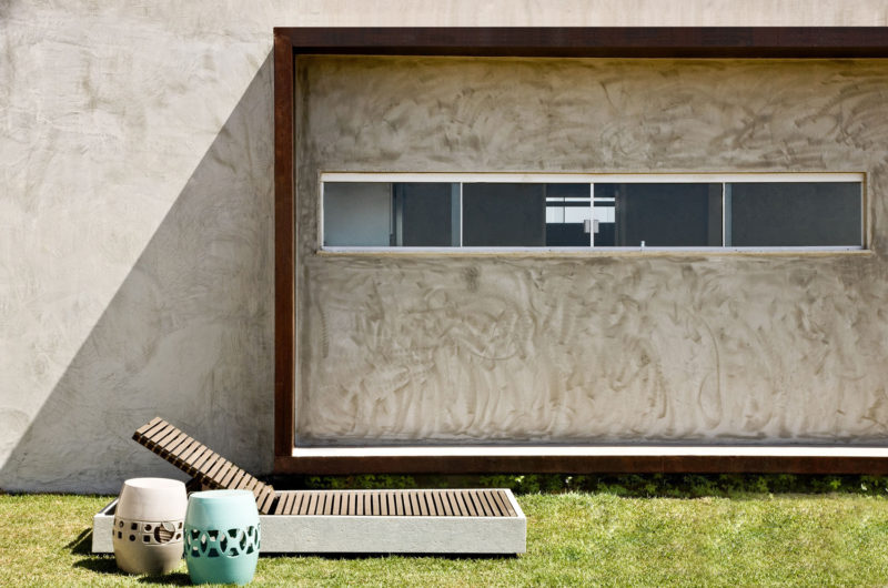 Cozy Box House in Brasilia, Brazil cozy box house in brasilia brazil d7b5c4e
