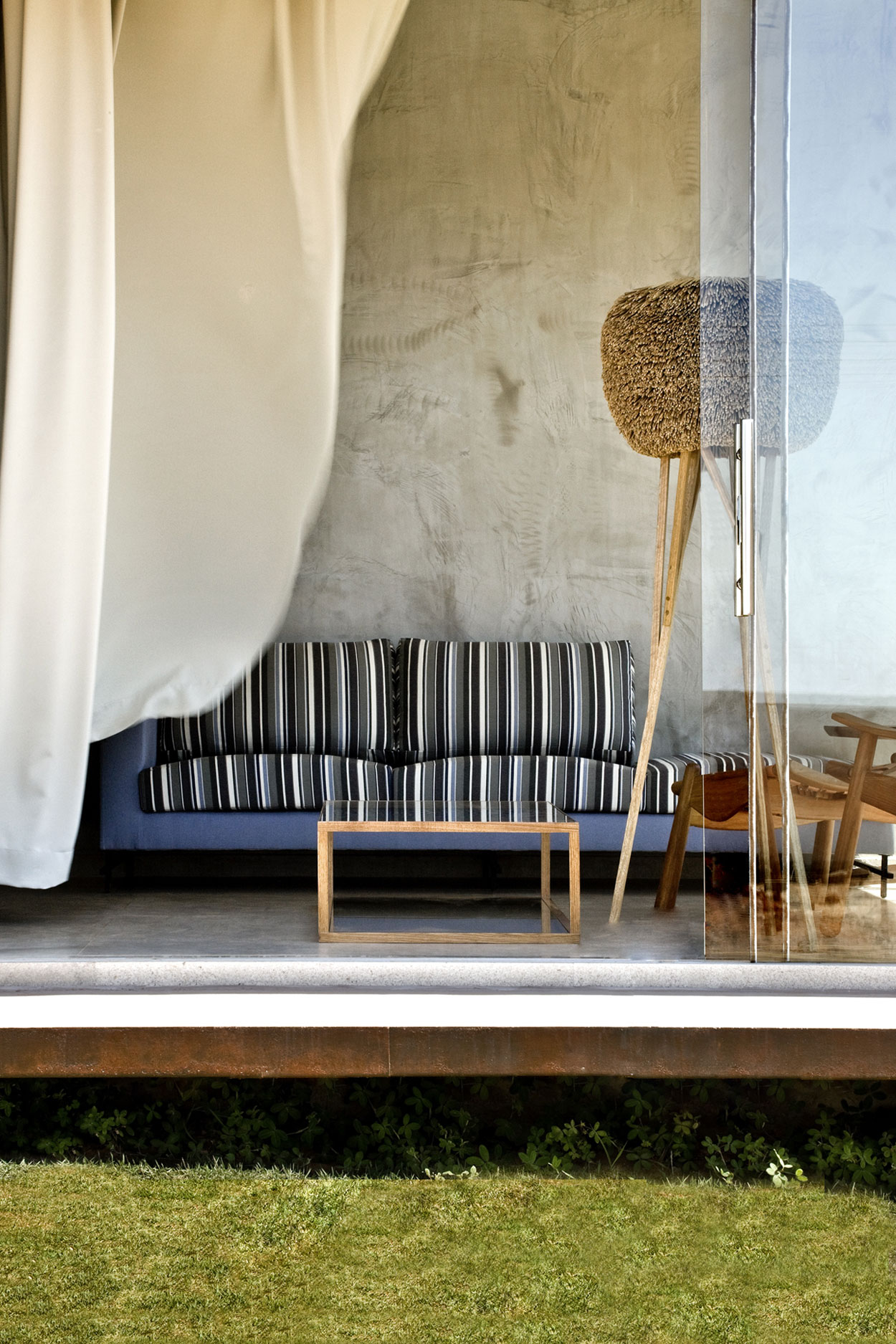 Cozy Box House in Brasilia, Brazil cozy box house in brasilia brazil f366f85