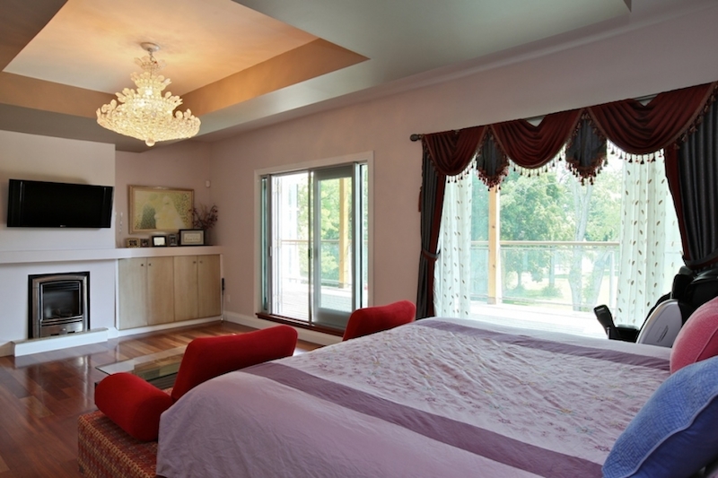 Distinguished Bridle Path Estate in Ontario, Canada distinguished bridle path estate in ontario canada e9e5dd8