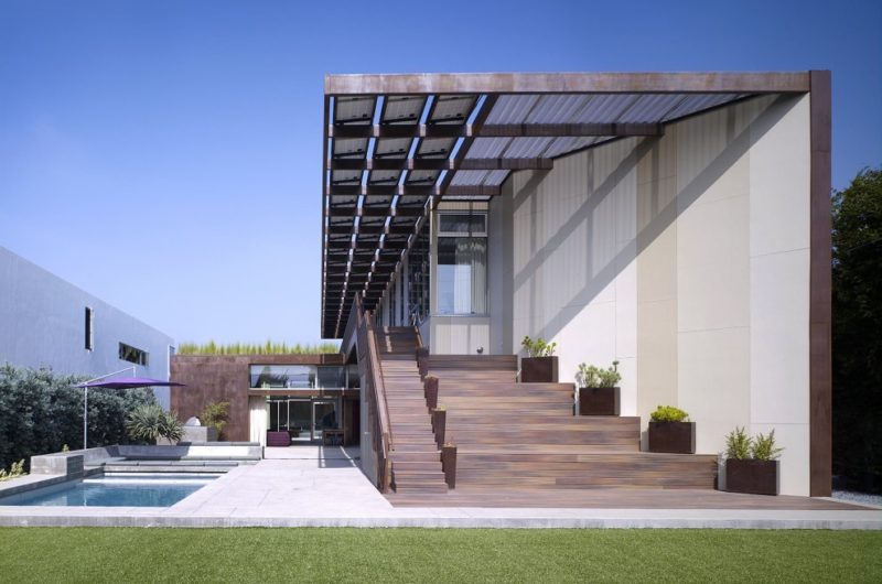 Eco-friendly Yin-Yang House by Brooks + Scarpa eco friendly yin yang house by brooks scarpa 02f6535