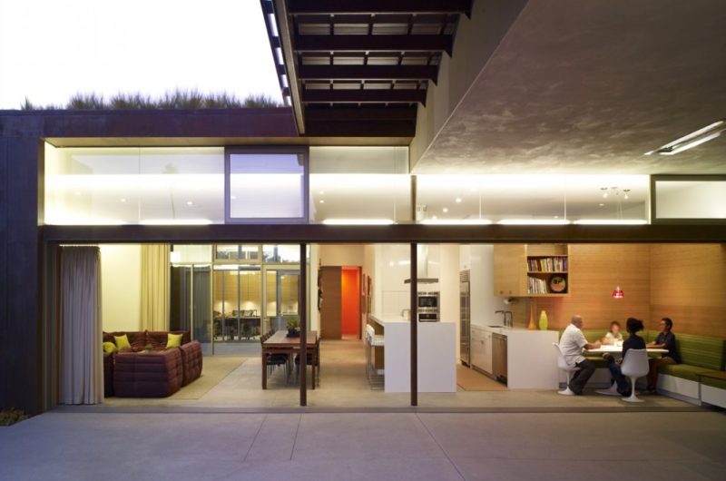 Eco-friendly Yin-Yang House by Brooks + Scarpa eco friendly yin yang house by brooks scarpa 8ecf0cf