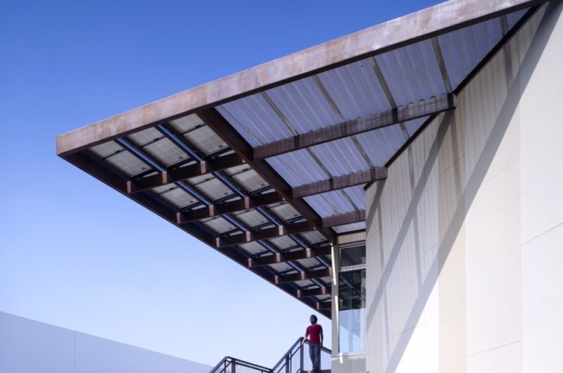 Eco-friendly Yin-Yang House by Brooks + Scarpa eco friendly yin yang house by brooks scarpa 9d3a222
