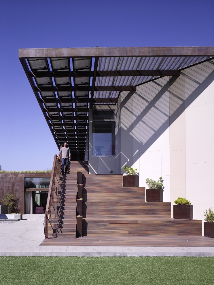 Eco-friendly Yin-Yang House by Brooks + Scarpa eco friendly yin yang house by brooks scarpa e9bebf3