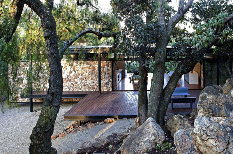 Elegant and Cozy Westcliff Pavilion by GASS Architecture elegant and cozy westcliff pavilion by gass architecture 33f65b6