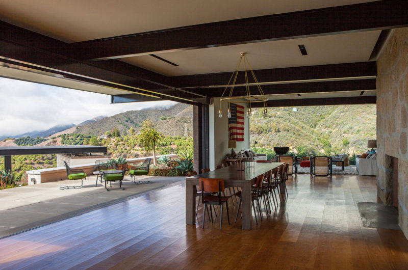 Elegant Toro Canyon House In California, USA elegant toro canyon house in california usa dd3ce7d