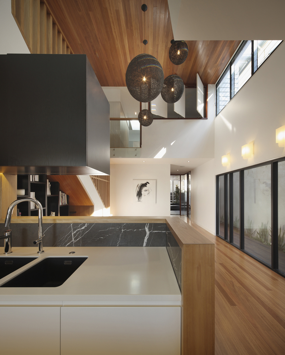 Expressive Wilden St House by Shaun Lockyer Architects expressive wilden st house by shaun lockyer architects 272e904