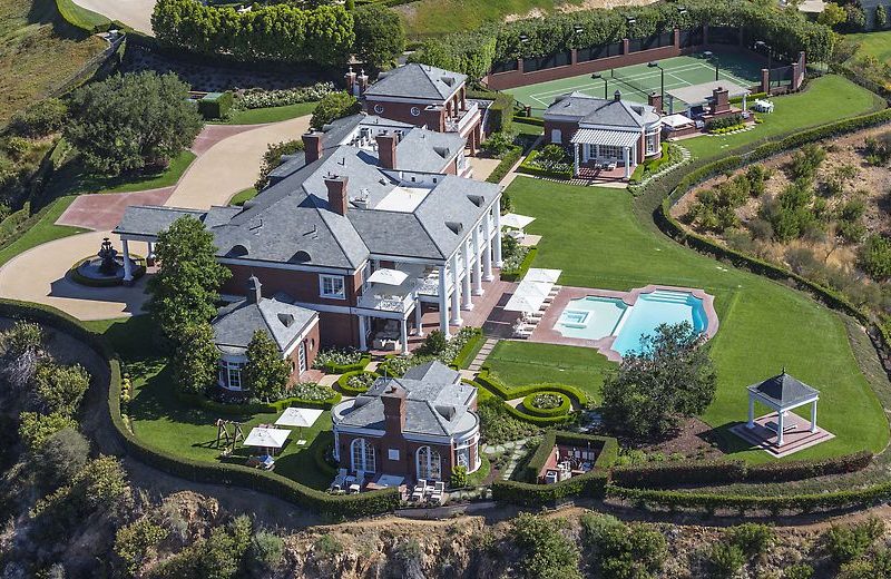 exquisite newbern court in california 659df3a