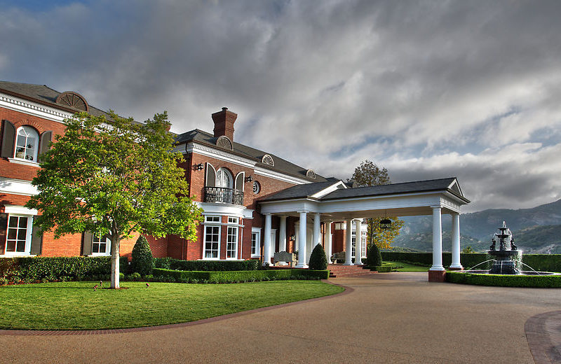 Exquisite Newbern Court in California exquisite newbern court in california 89d65bb