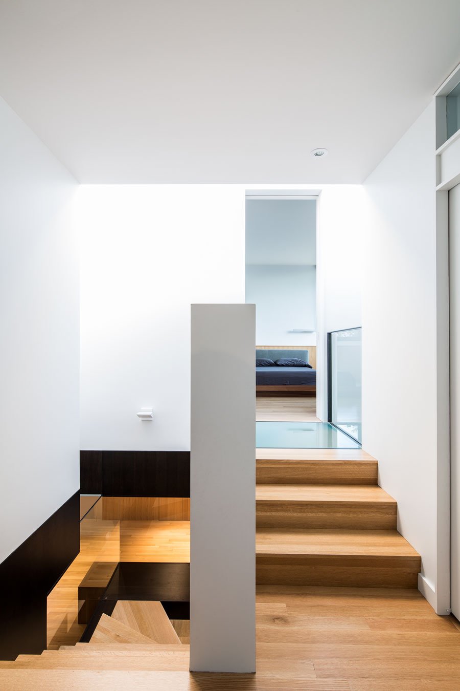 Extended Connaught Residence by naturehumaine extended connaught residence by naturehumaine 0057856