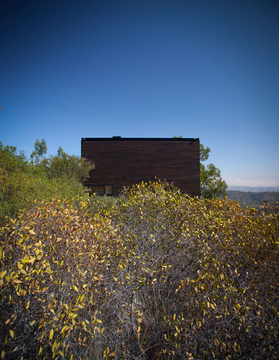 Fancy Pangal Cabin by EMa Arquitectos fancy pangal cabin by ema arquitectos 5126b53