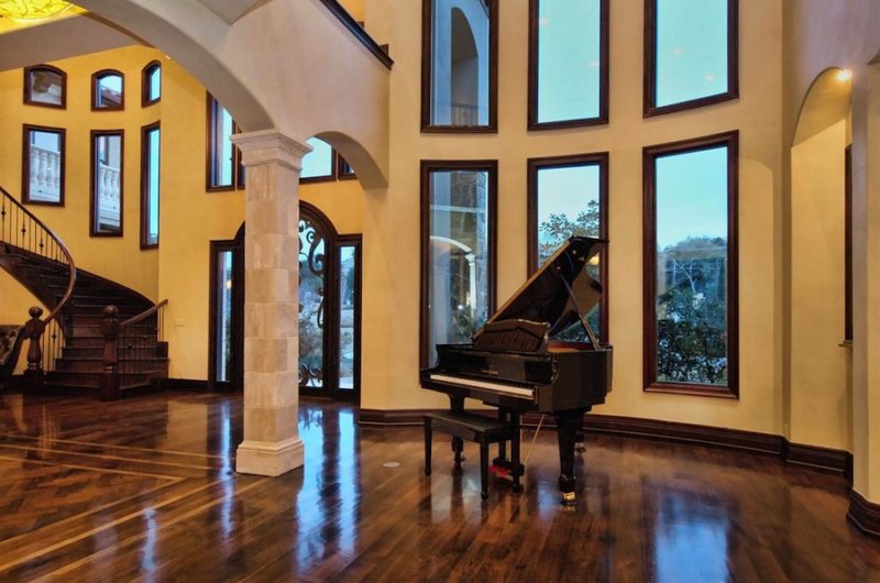 Gorgeous Lake Austin Custom Home in Texas gorgeous lake austin custom home in texas 768e9c8